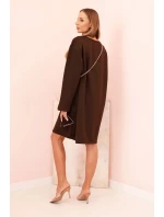 Dámske šaty voľného strihu s retiazkou IT-85 Tmavo fialové - K-Fashion