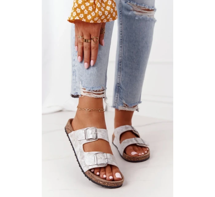 Dámske strieborné papuče Vivio