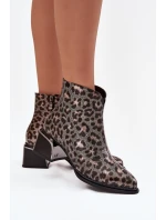 Topánky na podpätku model 219591 Krok vo veľkom štýle