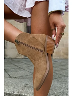 Dámské kožené kotníkové boty na podpatku Big Star model 22349472 Camel - Big Star Shoes