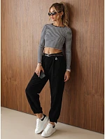Spodnie damskie bawełniane z paskiem czarne model 22394771 - FashionStreet Spodnie damskie bawełniane z paskiem czarne model 22394771 - FashionStreet