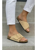 Kožené semišové dámské pantofle s přezkou Béžové model 22118175 - Boto