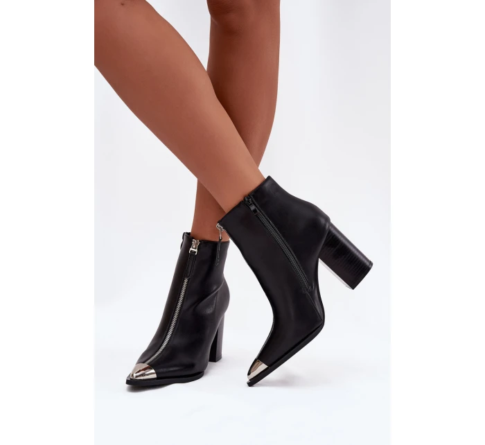 Botki Damskie Na Słupku Z Ozdobnym Zamkiem Czarne Wiviane