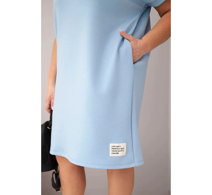 Dámske plus veľkosť šaty s krátkymi rukávmi a vreckami modrá