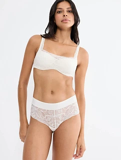 BODY MAKE-UP ILLUSION LACE - Balkónová podprsenka s pohodlným drôtom: podpora bez tlačenia Triumph