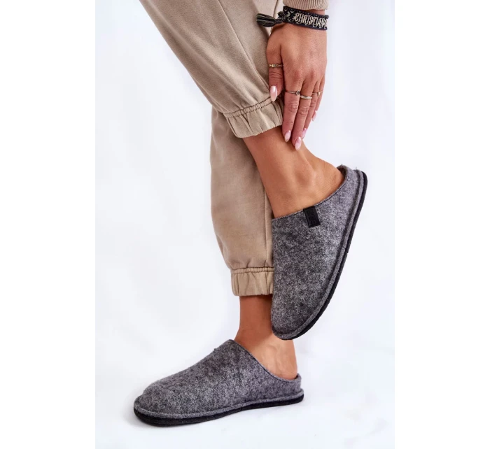 Klasické dámské pantofle Big Star KK276014 Šedé Klasické dámské pantofle Big Star KK276014 Šedé