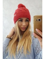 Fleecová čepice červená model 18751369 - K-Fashion Fleecová čepice červená model 18751369 - K-Fashion