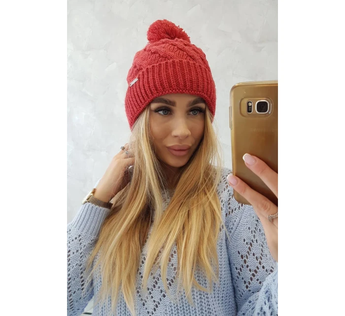Fleecová čepice červená model 18751369 - K-Fashion Fleecová čepice červená model 18751369 - K-Fashion