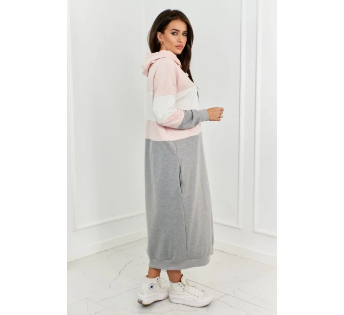 Trikolórne šaty s kapucňou púdrovo ružová + ecru + šedá Trikolórne šaty s kapucňou púdrovo ružová + ecru + šedá