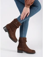 Zajímavé dámské černé kotníčkové boty Obcas Zajímavé dámské černé kotníčkové boty Obcas