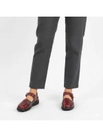 Dámske pohodlné ažurové topánky na suchý zips Unisoft 9955