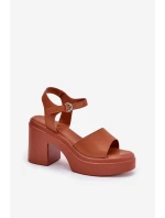 Dámské Sandály Na Podpatku A Platformě Z Eko Kůže Camel model 21687160 - Boto
