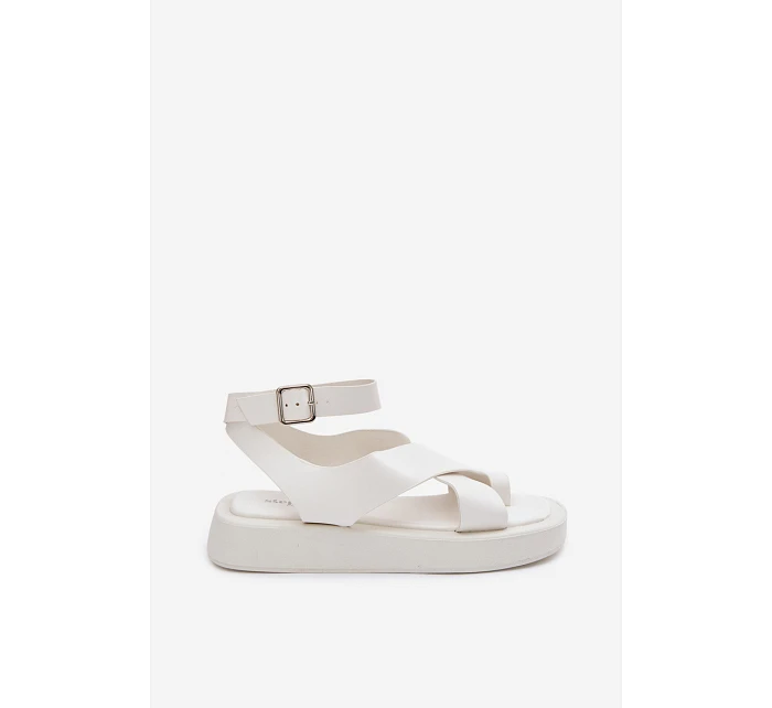 Sandály z eko kůže na platformě Bílé model 22102991 - Boto