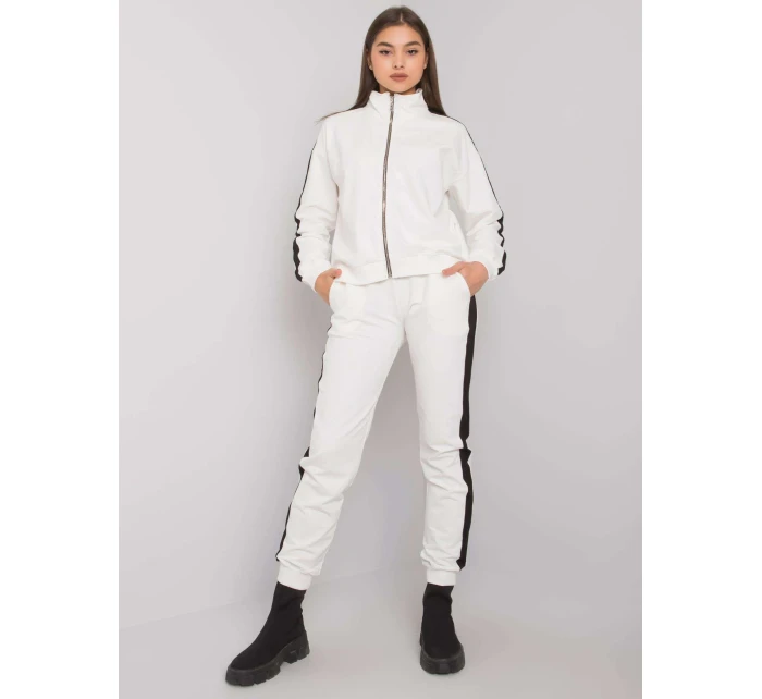 Súprava RV KMPL 6769.19 ecru Súprava RV KMPL 6769.19 ecru