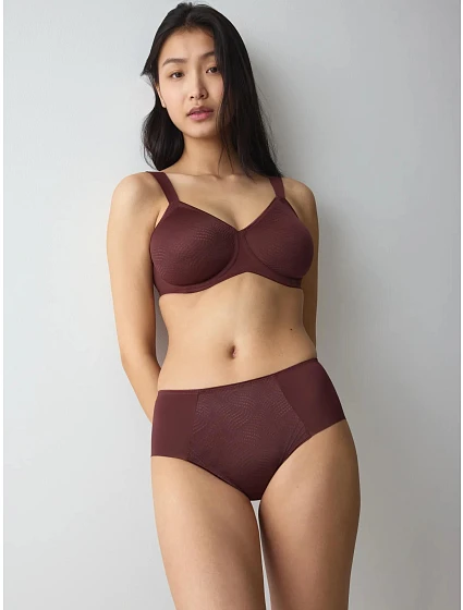 Dámske nohavičky Essential Minimizer T Hipster X Velvet Chocolate v čokoládovej farbe – TRIUMPH Dámske nohavičky Essential Minimizer T Hipster X Velvet Chocolate v čokoládovej farbe – TRIUMPH