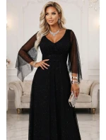 Dlouhé lehké třpytivé šaty s výstřihem a rukávy černé model 21802210 - numoco basic Dlouhé lehké třpytivé šaty s výstřihem a rukávy černé model 21802210 - numoco basic