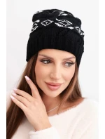 Dámska zimná vlnená čiapka s geometrickým vzorom K434 black + white