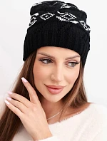Dámska zimná vlnená čiapka s geometrickým vzorom K434 black + white