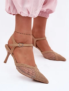 Světle hnědé sandály s na model 22101188 - Boto