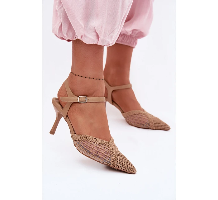 Idira Světle hnědé sandály s síťkou na jehle