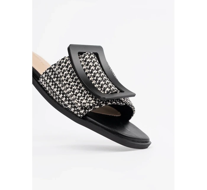 Praktické čierno-biele dámske ponožky s plochým podpätkom