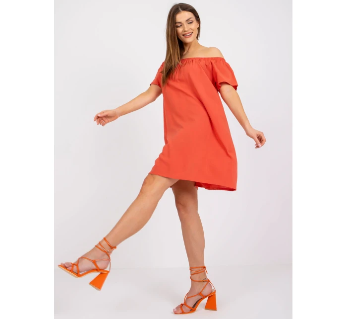 Šaty model 17356568 tmavě oranžové - FPrice