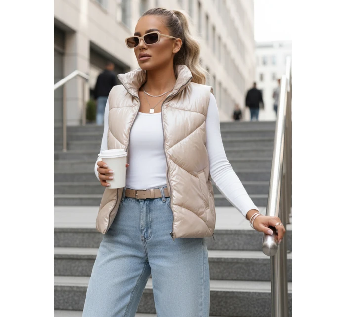Dámska prešívaná vesta so stojačikom béžová FashionStreet TY3476