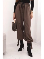 Dámske nohavice so širokými nohavicami a viazaním v spodnej časti mocca