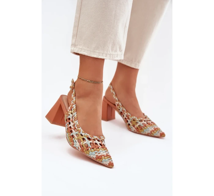 Sandále na podpätku model 214086 Krok vo veľkom štýle Sandále na podpätku model 214086 Krok vo veľkom štýle