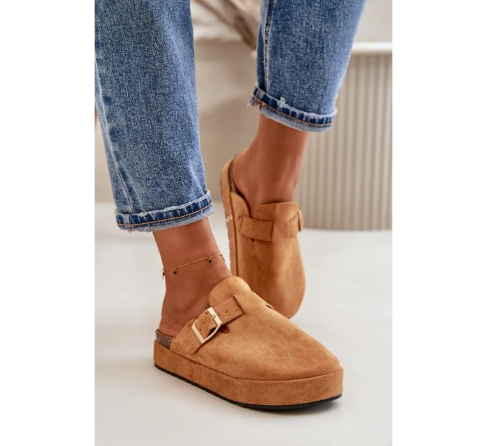 Damskie Klapki Chodaki Na Platformie Ze Złotą Klamrą Camel Terilaina Damskie Klapki Chodaki Na Platformie Ze Złotą Klamrą Camel Terilaina