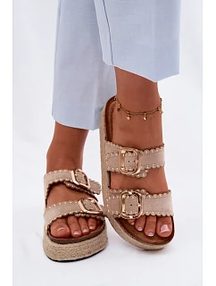 Dámské nazouváky na platformě s pletením zlaté model 22122593 a cvočky béžové - Boto