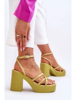 Módní sandály na vysokém podpatku s pásky model 21620468 - Boto