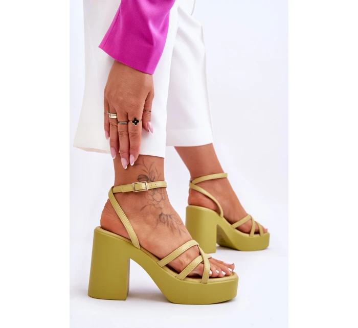 Módní sandály na vysokém podpatku s pásky model 21620468 - Boto