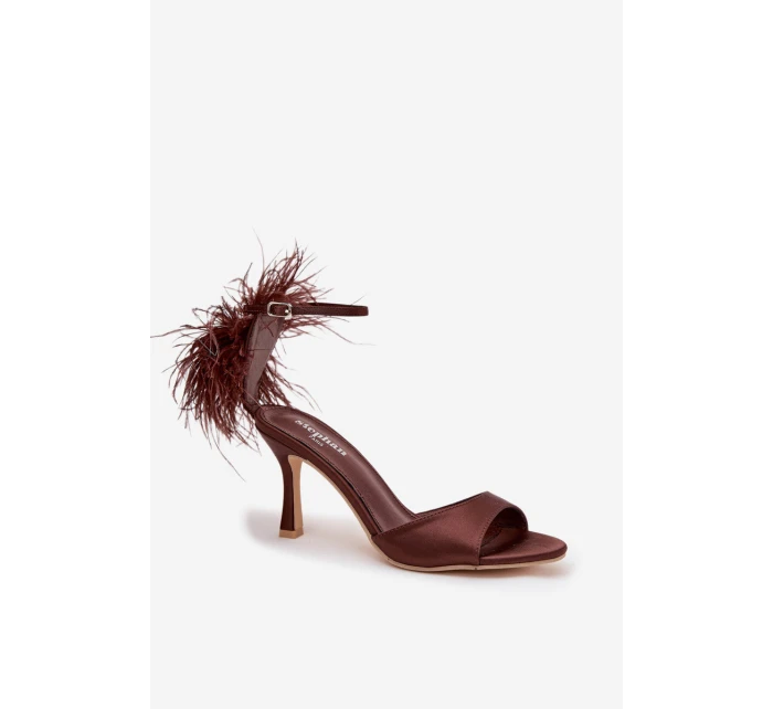 Sandály na podpatku s čokoládové model 21757834 - Boto Sandály na podpatku s čokoládové model 21757834 - Boto