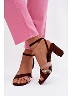 Sandále na podpätku model 226335 Vykročte štýlovo