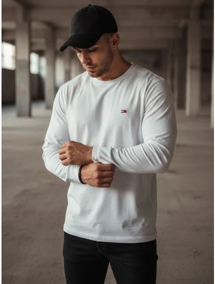 Pánské bílé tričko s dlouhým rukávem Dstreet model 21963467 - FashionStreet Pánské bílé tričko s dlouhým rukávem Dstreet model 21963467 - FashionStreet