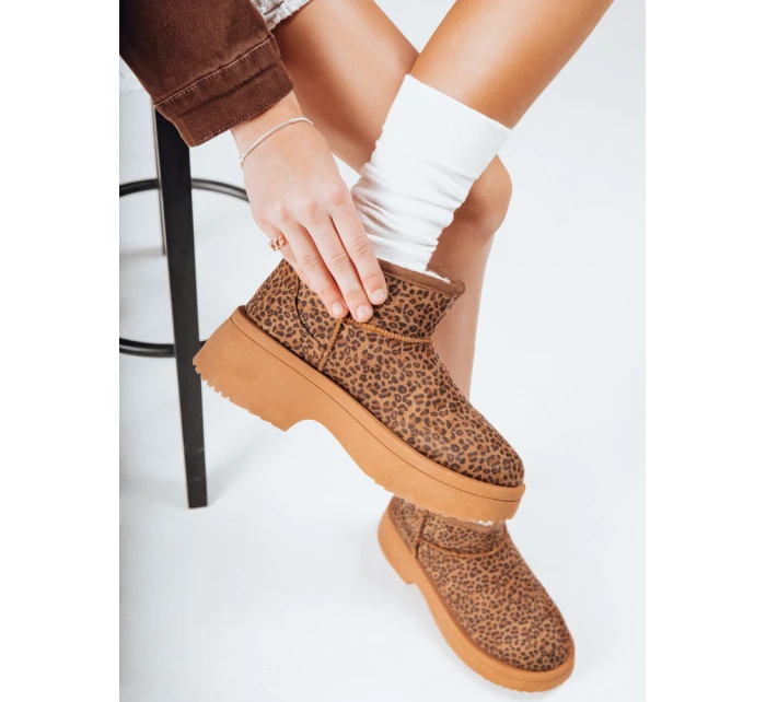 Dámské sněhule na silné podrážce Dstreet model 21994440 - FashionStreet Dámské sněhule na silné podrážce Dstreet model 21994440 - FashionStreet