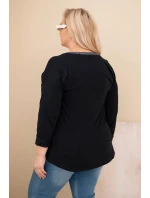 Dámska blúzka nadmernej veľkosti s nápismi a perlami čierna
