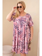 Dámske plus veľkosť viskózové šaty s krátkymi rukávmi a vzorom Paisley Pink