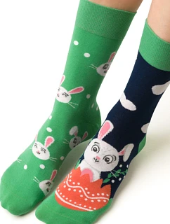 Dámské asymetrické ponožky model 7903973 - More