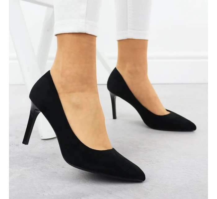 Čierne semišové lodičky na ihlovom podpätku Sergio Leone 1339