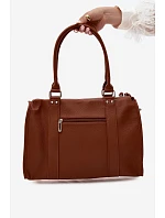 Velká taška z umělé kůže Camel model 22220889 - Flora&Co Velká taška z umělé kůže Camel model 22220889 - Flora&Co