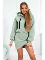 Zateplené šaty s obálkovým dnom tmavo mätovej farby