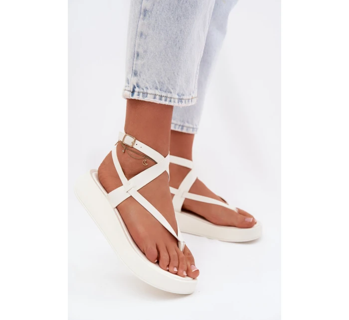 Dámské sandály na platformě bílé model 22038406 - Boto