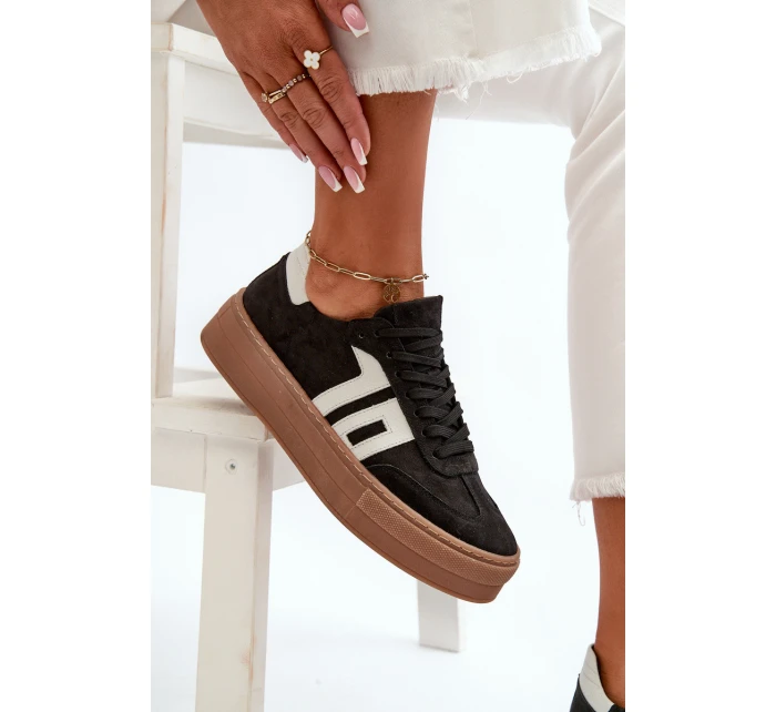 Dámské kožené tenisky na platformě černé model 21665868 - Zazoo Dámské kožené tenisky na platformě černé model 21665868 - Zazoo