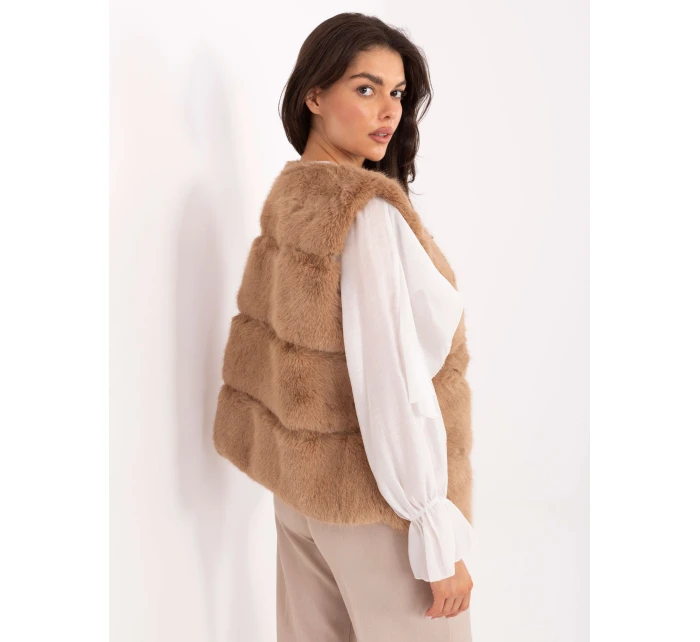 Vesta AT KZ 2349.00P ťava Vesta AT KZ 2349.00P ťava