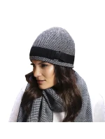 Dámska čiapka Katalonia čiernobiela - Kamea Dámska čiapka Katalonia čiernobiela - Kamea