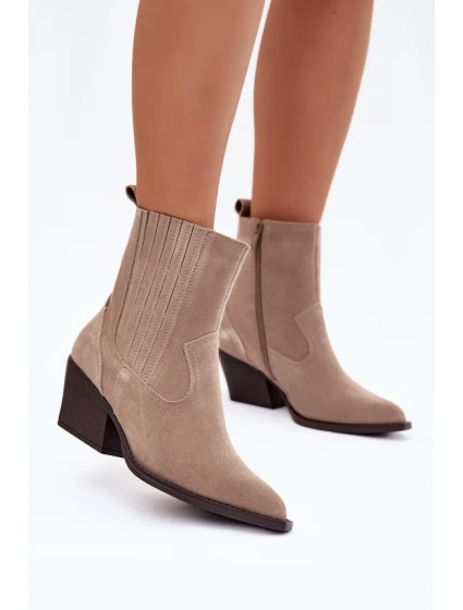 Topánky na podpätku model 222487 Krok vo veľkom štýle