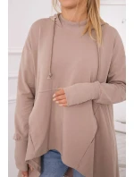 Halenka s rozšířeným spodním dílem tmavě béžová Halenka s rozšířeným spodním dílem tmavě béžová