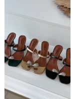 Žabky na podpätku model 225131 Krok vo veľkom štýle